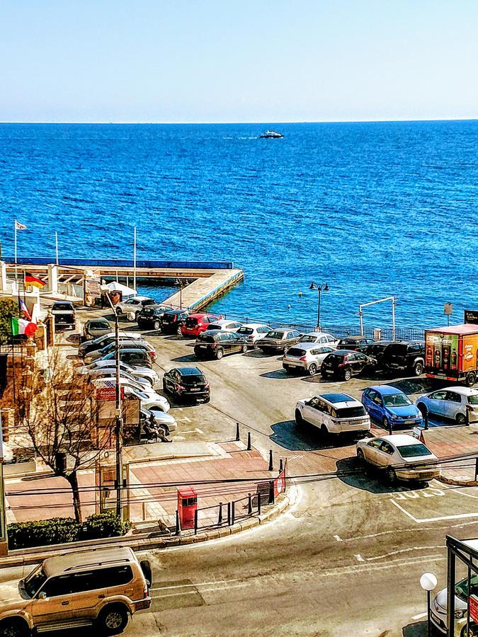 Charming Rooms With A Seaview Слима Экстерьер фото